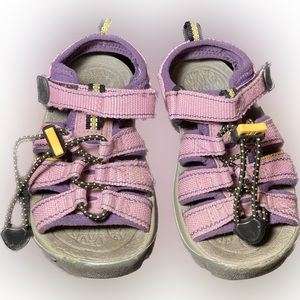 Girl’s Keen Water Sandal size 10 Pink Purple